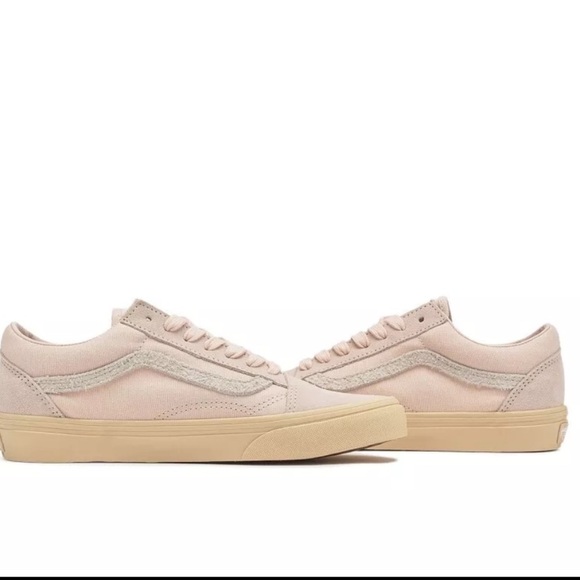 Vans old skool biscotti sneakers pink white size 6 NEW IN BOX - Picture 1 of 5